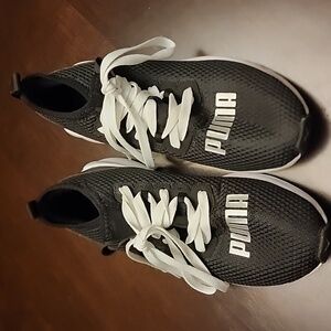 Puma Black Pull on Running shoes 10CELL  sz 6.5